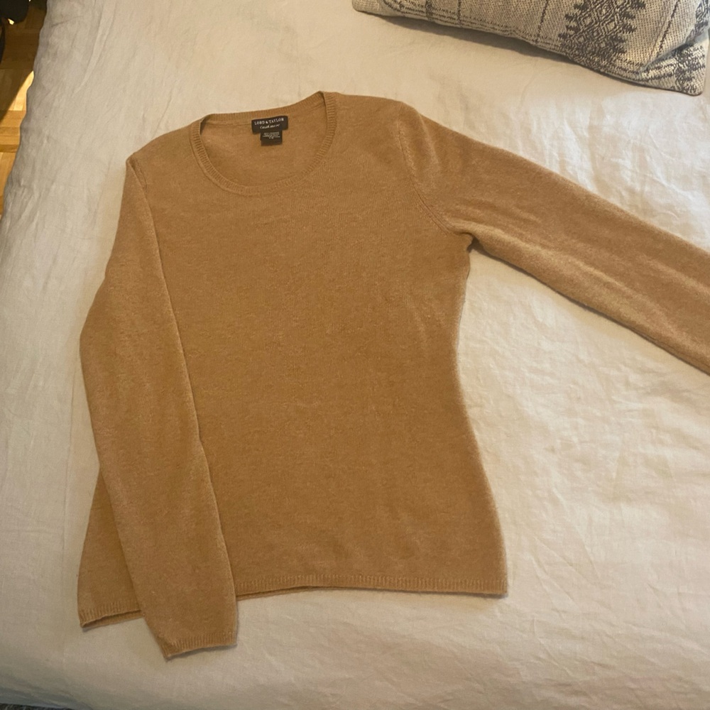 100 cashmere sweater